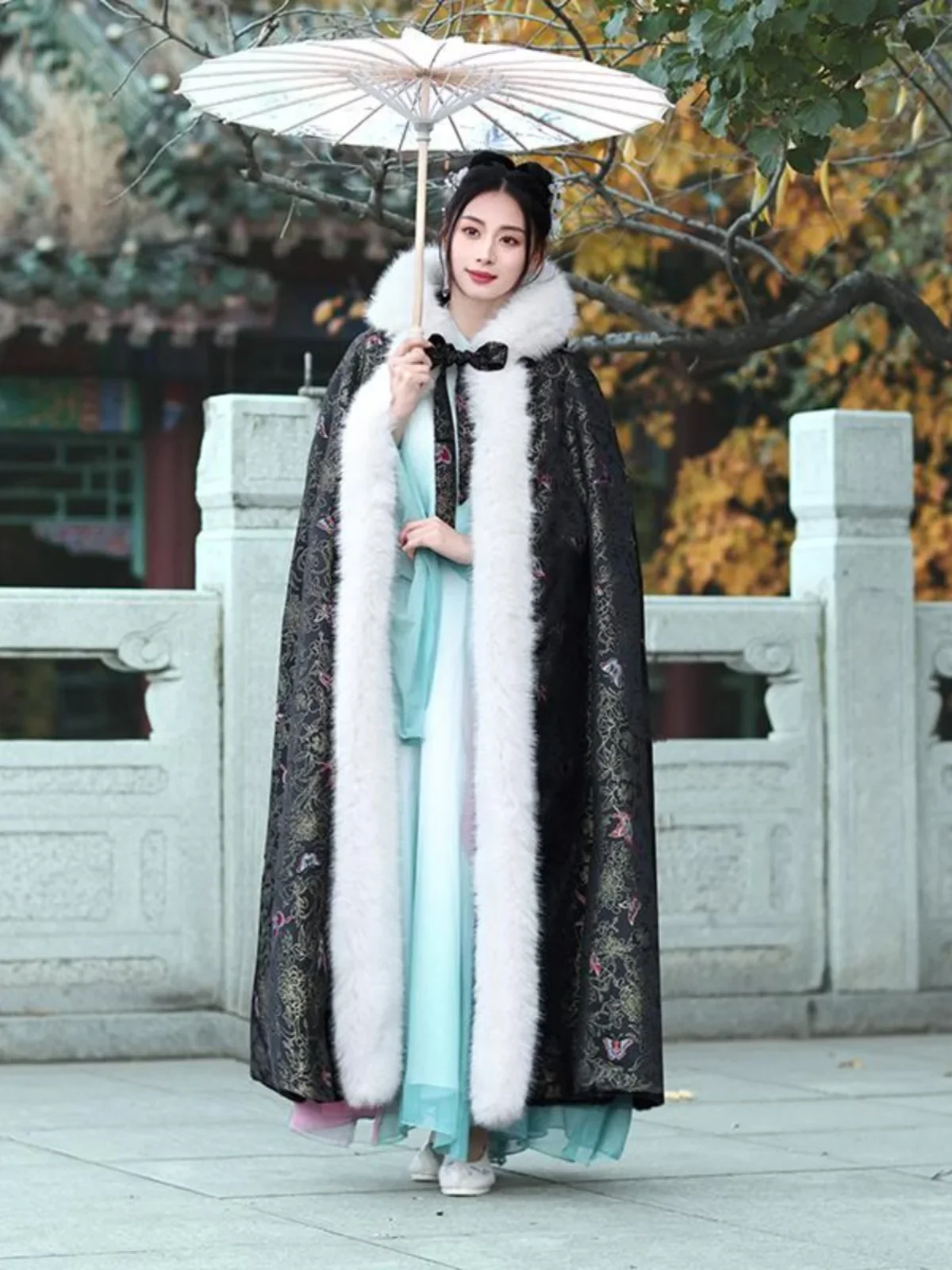 

Winter Cloak Women's Thickened Fleece Hanfu Chinese Style Adult Ancient Cloak Shawl Jacket