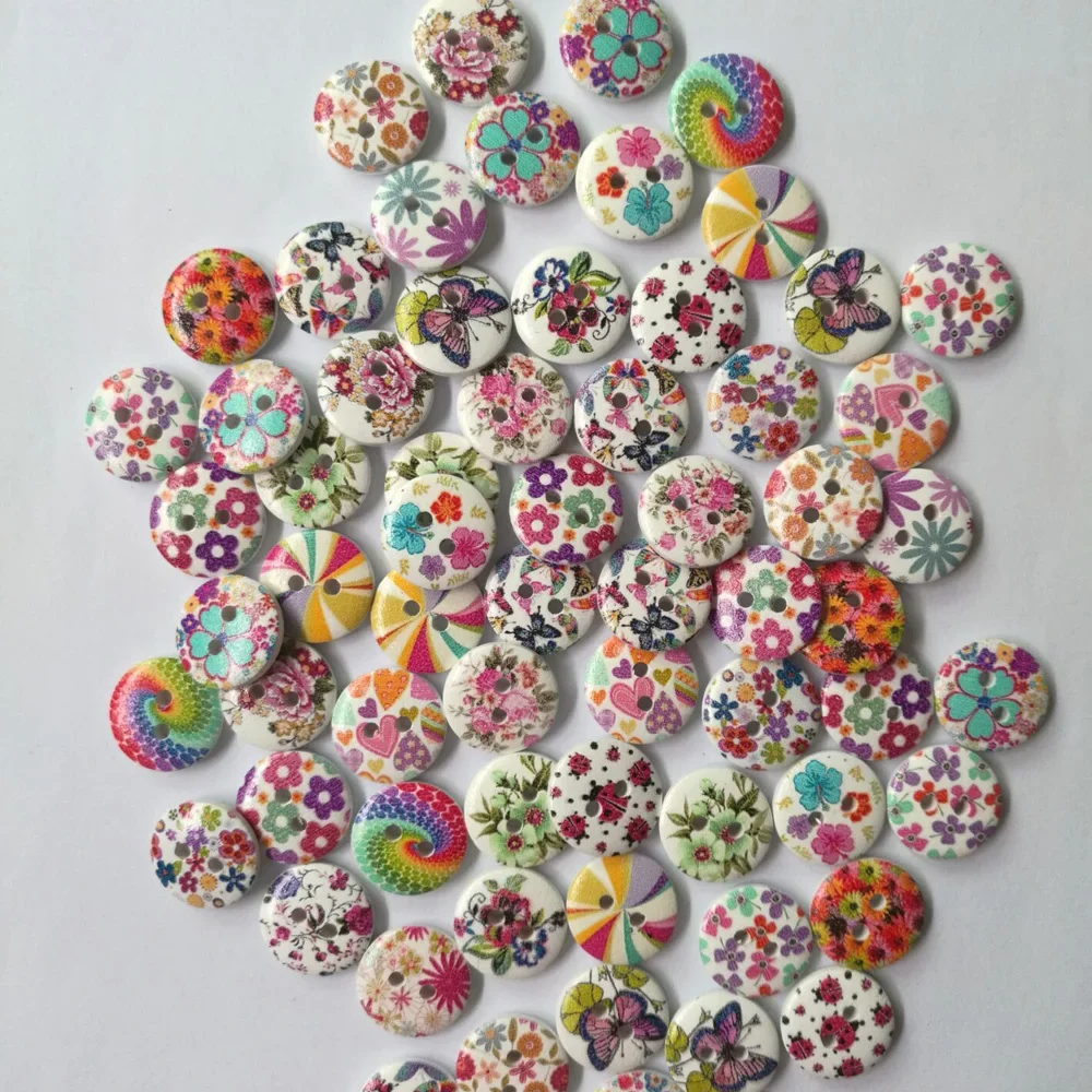 50Pcs 2 Holes Wood Buttons Craft Handmake Scrapbooking Sewing Clothing Accessories 15mm Buttons Flower Painted Sewing Crafts