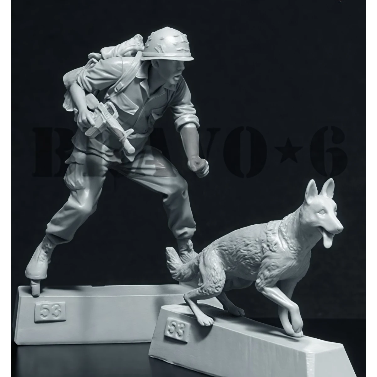 1/35 Resin Unpainted Model Kit, Vietnam War - US Army Infantry (Soldier and Dog) Unassembled and Unpainted GK, 1535R view 3