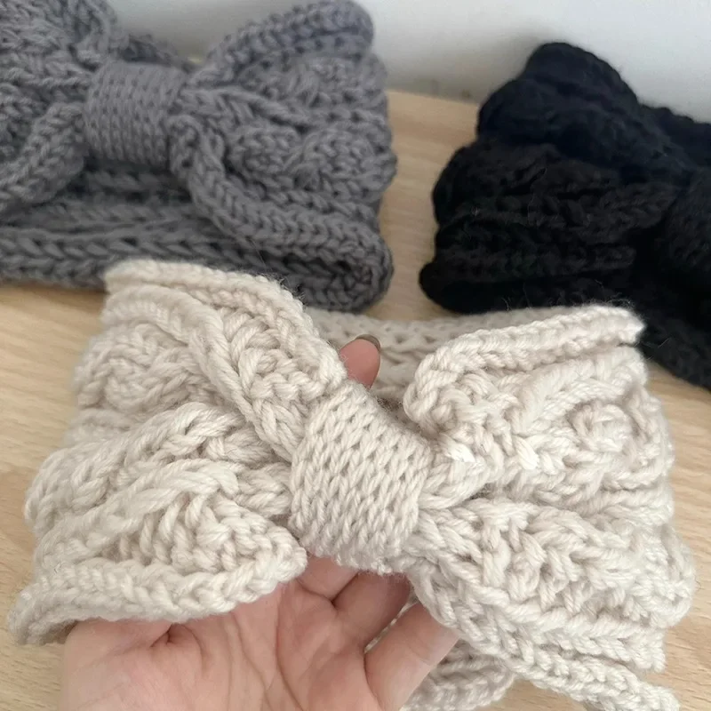 

Winter Wide Edge Butterfly Knot Knitted Hairband Retro Weaving Hair Accessory Chic Face Washing Head Cover for Women and Girls