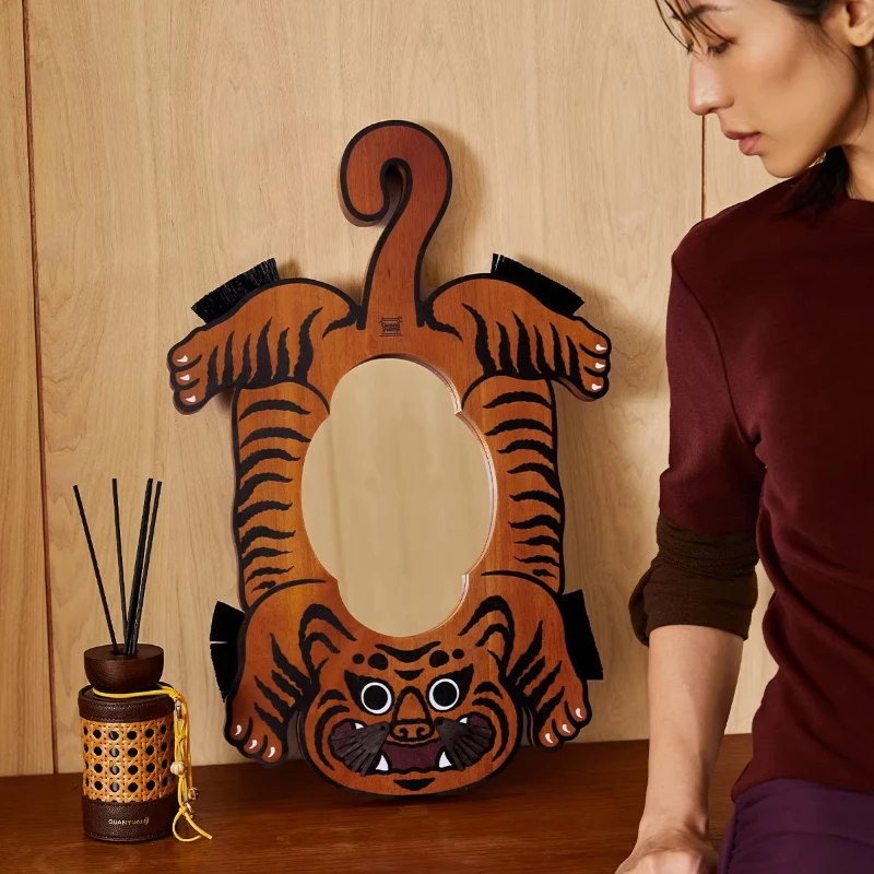 

New Chinese Style Vintage Decorative Mirror Desktop Vanity Mirror for Bedroom Entryway Home Decor Retro Aesthetic Gift for Women