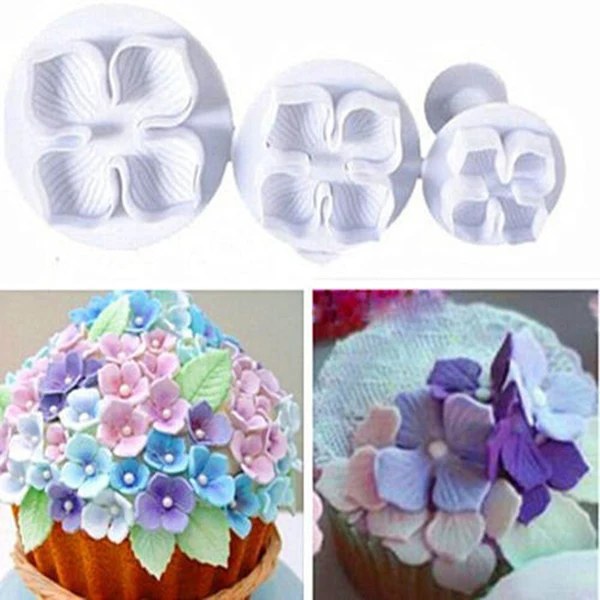 

3 Pcs Flower Shape Fondant Cake Plunger Cutters Different Sizes Food Grade ABS Plastic Safe to Use Wedding Anniversary Christmas