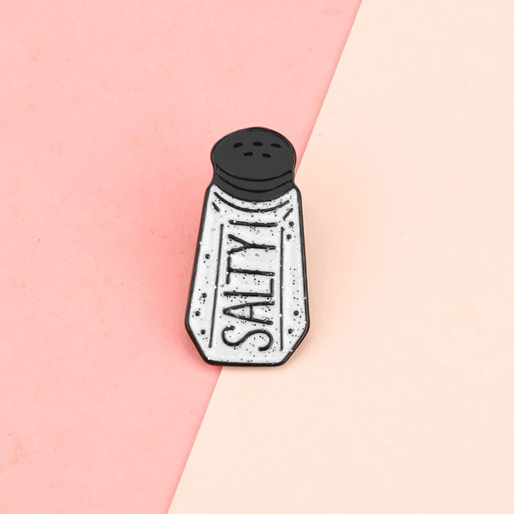 Creative Salt Shaker Enamel Pins Fashion Shiny SALTY Jar Clothes Lapel Brooches Kitchen Condiment Badge Jewelry Gift Accessories