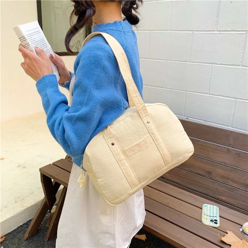 New Lightweight Shoulder Bag Zipper Closure Double Shoulder Straps Bowling Bag Sporty Casual Style Inner Pocket Tote Bag Women