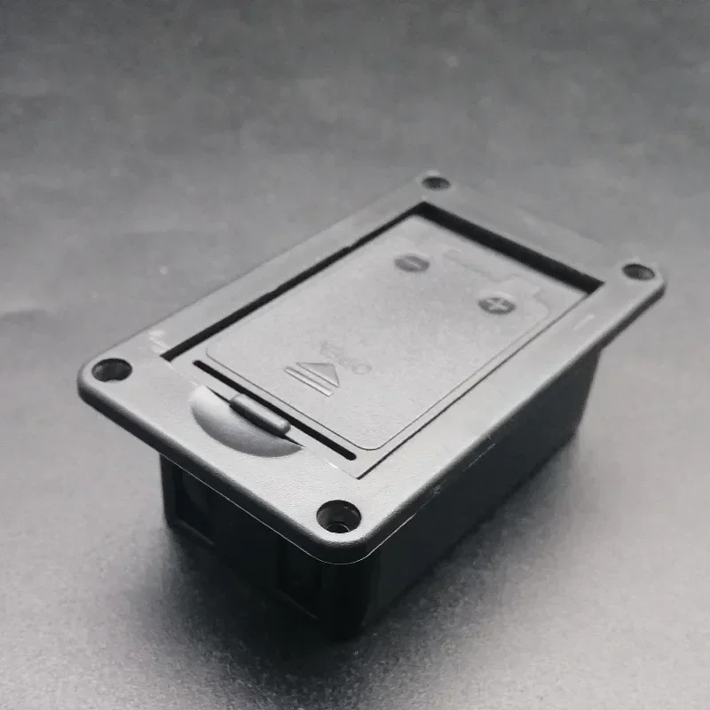 

10Pcs Battery Box 9V 6F22 Battery Box/Case/holder for Active Guitar/Bass Pickup Black with 6 Styles