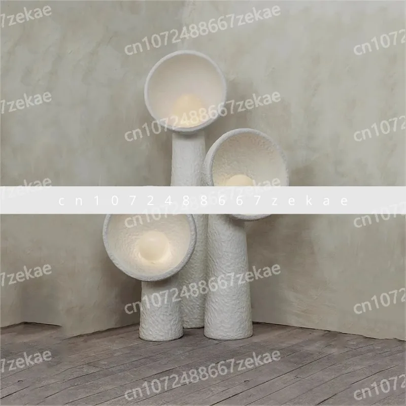 

Мебель из LSS, современное украшение для дома, белый круглый напольный светильник, небольшая стойка из смолы, стоячий светильник для гостиной