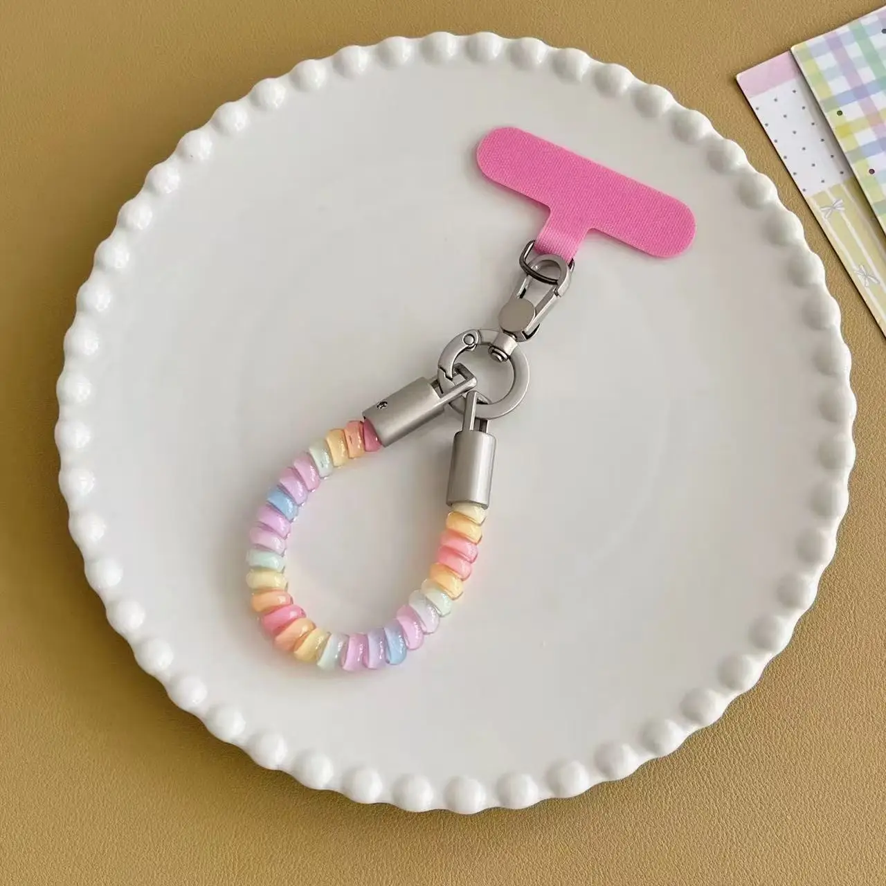 Tragbarer TPU-Handy-Handgelenkriemen, Spiralförmiges Telefonkabel, Abnehmbarer Metallverschluss, Handyhüllen-Charm-Riemen, Anti-Verlust-Handy-Handgelenkskette – Detail 6