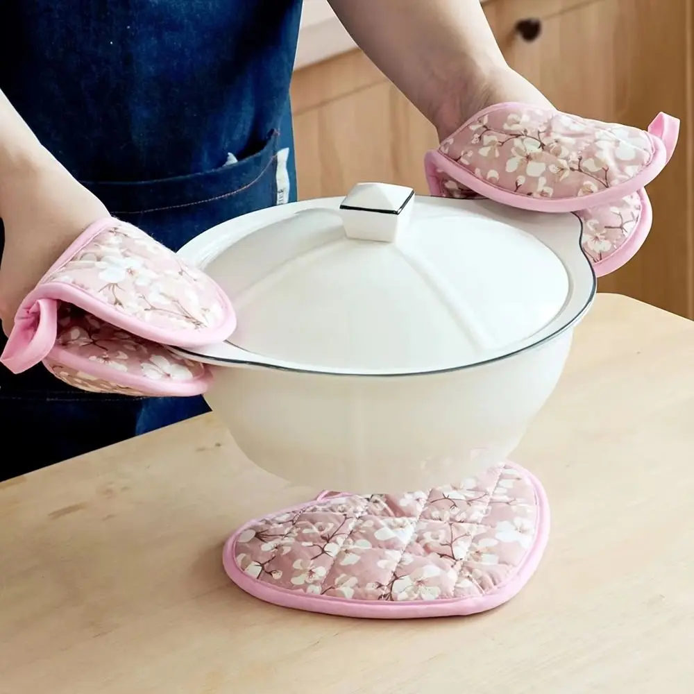 

1 Pair Cotton Heart-shaped Hand Clip Hot Resistant Non Slip Oven Mitts Protective Scald-proof Insulation Pad Baking