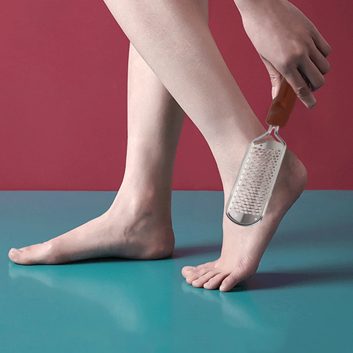 

Durable Callus Remover Stainless Steel and Plastic Material Ideal for Dry Skin Removal Exfoliating Scrub Man Woman