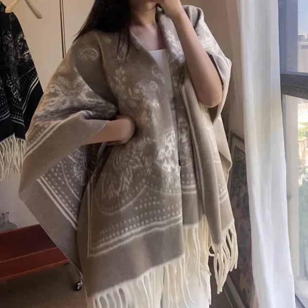 Autumn Winter Soft Neck Warming Scarf Outer Wear Thermal Shawl Chinese Style Calligraphy Print Fashionable Layering Gift P1