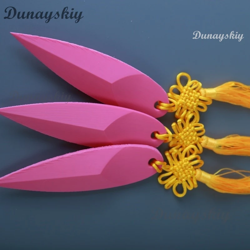 BKpop デーモンハンターズ ゾーイ ピンクダーツ コスプレ武器 小道具 ステージパフォーマンスアクセサリー カスタムゲームキャラクター ハロウィン 3Dパンサー