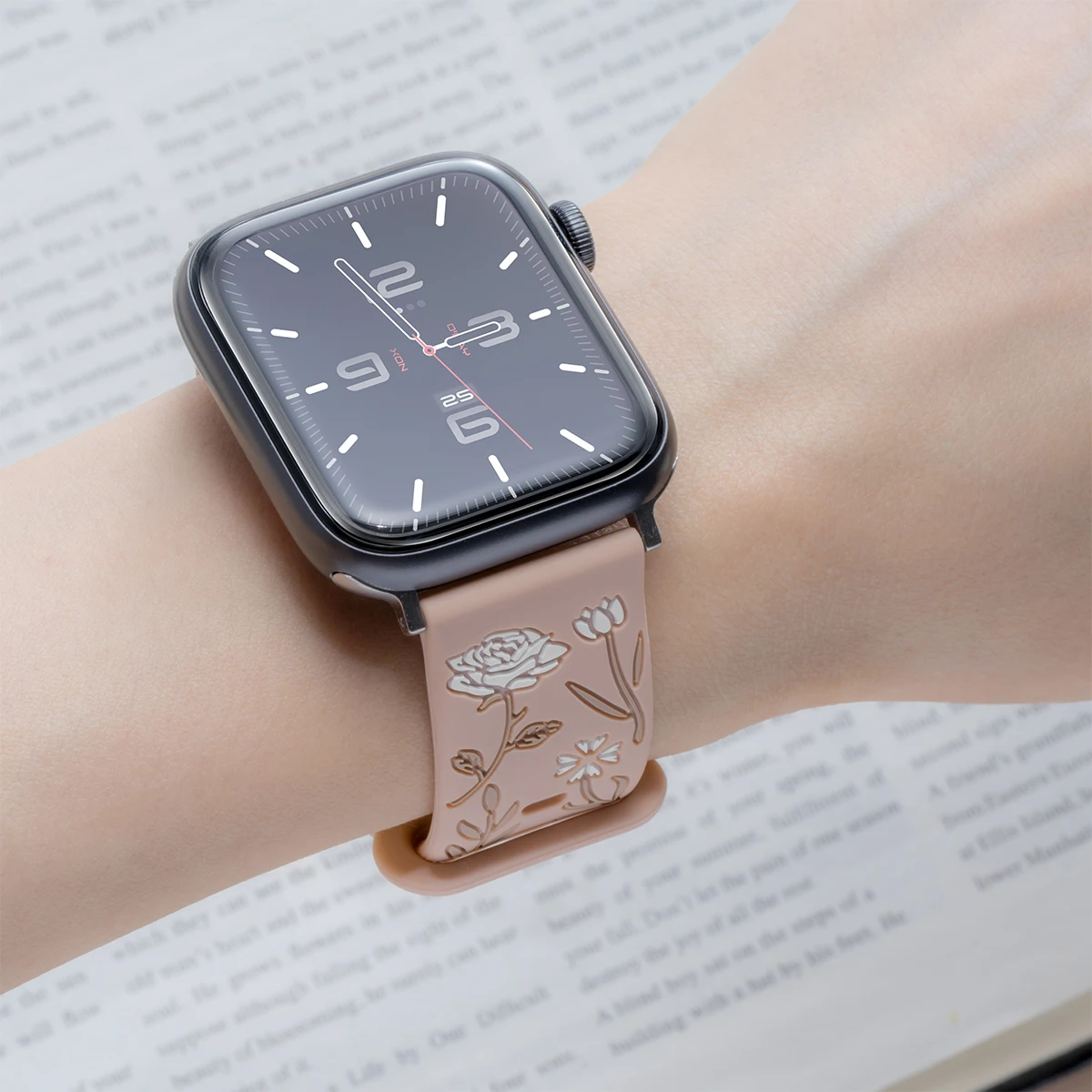 Ремешки с цветочной гравировкой для Apple Watch, ремешок 44 мм, 42 мм, 41 мм, 40 мм, 45 мм, 49 мм, 46 мм, браслет correa iwatch series 10 9 7 SE 6 8 Ultra