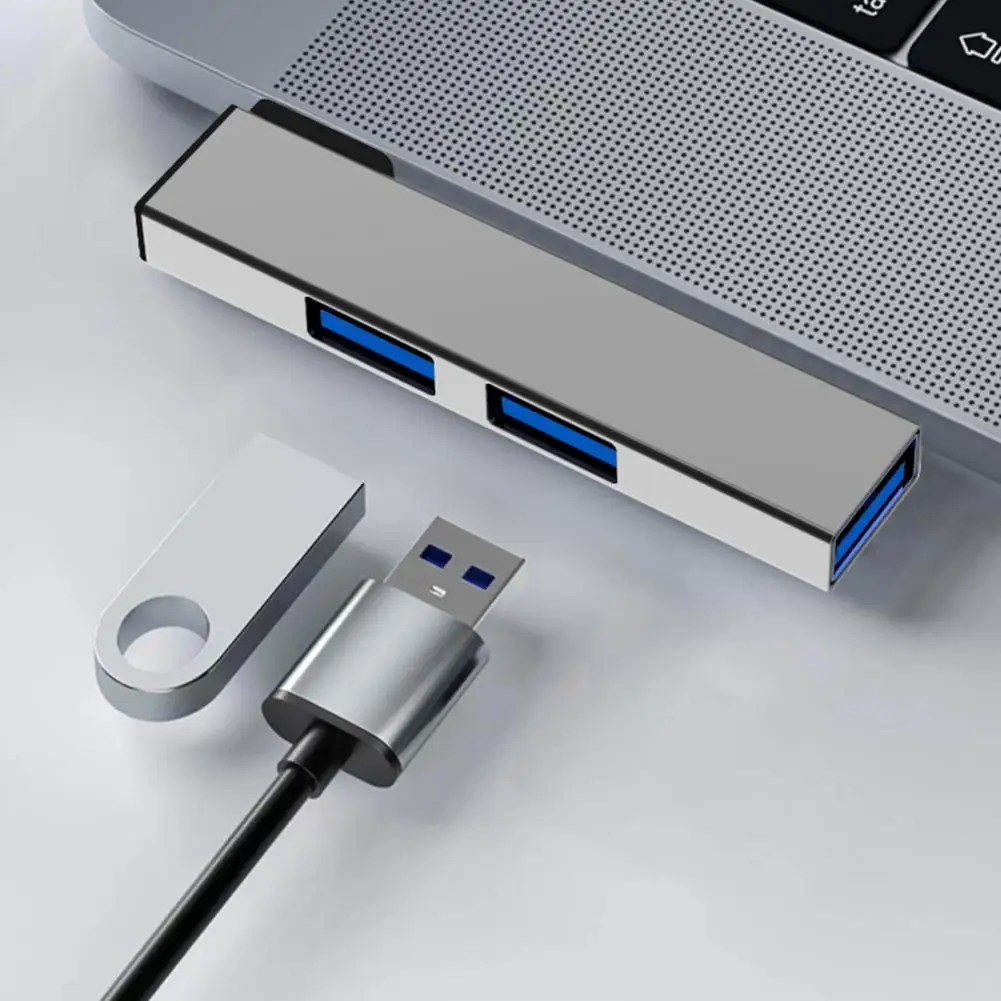 محطة إرساء USB محطة إرساء الكمبيوتر المحمول المحمولة مع اتصال USB سريع تصميم مدمج موسع عالمي لتعزيز