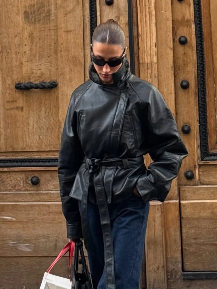 

HH Женская мода Асимметричный пояс на молнии Украшенная короткая куртка Женская уличная однотонная куртка с лацканами и длинными рукавами Повседневные винтажные пальто