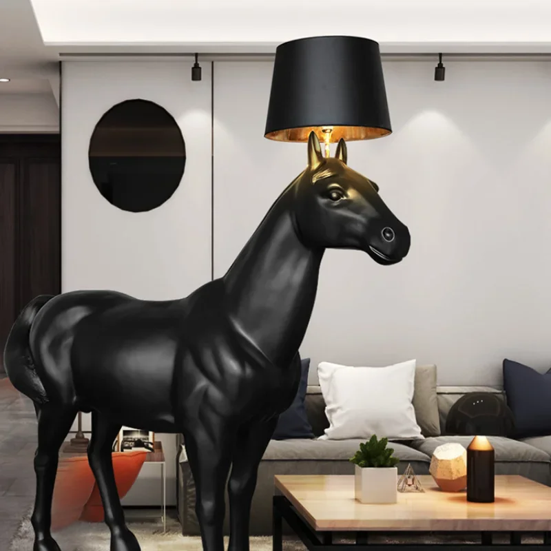 

Large decorative sculpture horse floor lamp hotel living room office design sense light luxury high sense ornament