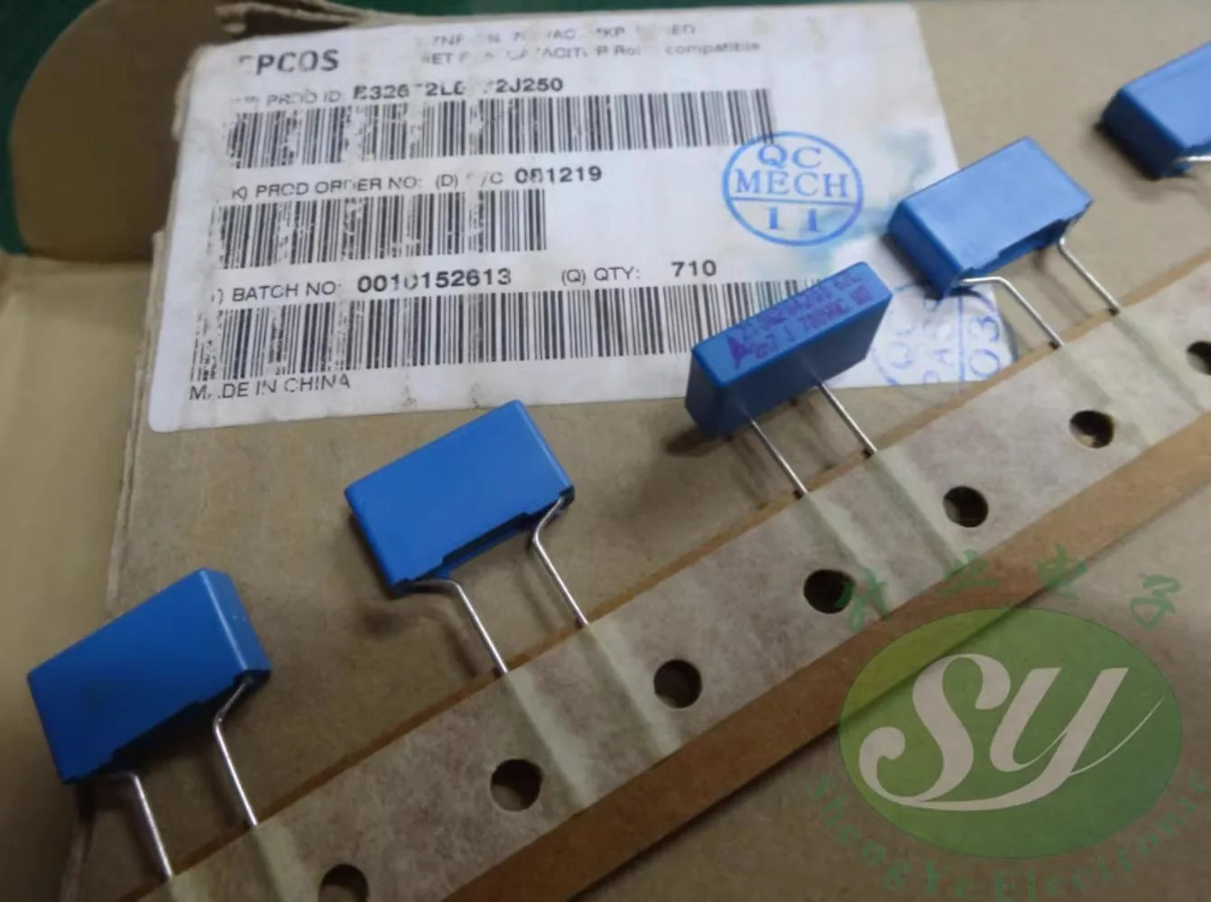 

20PCS EPCOS 0.0027uf/700vAC 2.7nf 2700pf 2n7 272 New film capacitor