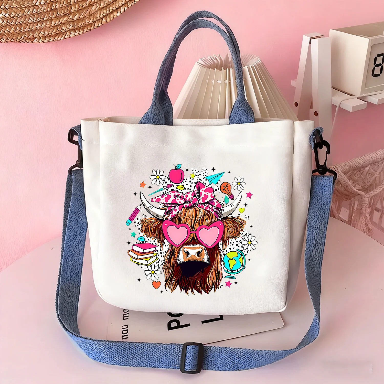 

Heart-Shaped Glasses & Highland Cow Pattern Handbag / Crossbody Bag — A Stylish Tote for Travel, Vacations, and Cosmetic Storage