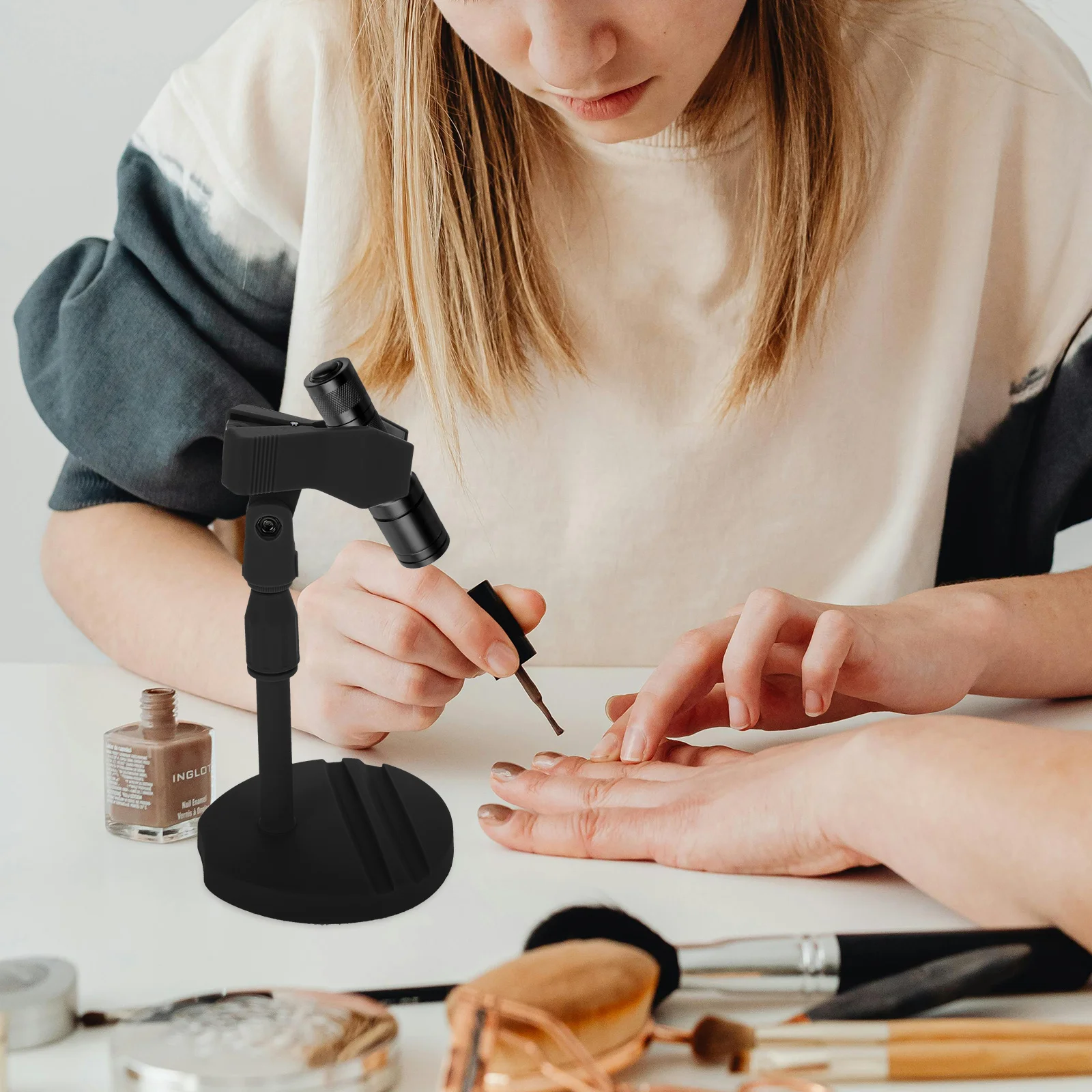 ขาตั้งโคมไฟทำเล็บ 360 °   ขายึดแบบหมุนได้สำหรับเครื่องอบเล็บเจล อุปกรณ์ทำเล็บมือ ที่วางเครื่องอบเล็บ อุปกรณ์ร้านทำเล็บ