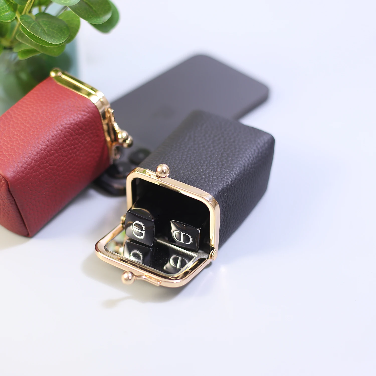 

Portable Handmade Genuine Leather Makeup Pouch Keychain Bag Mini Travel Cosmetic Bags Lipstick Holder
