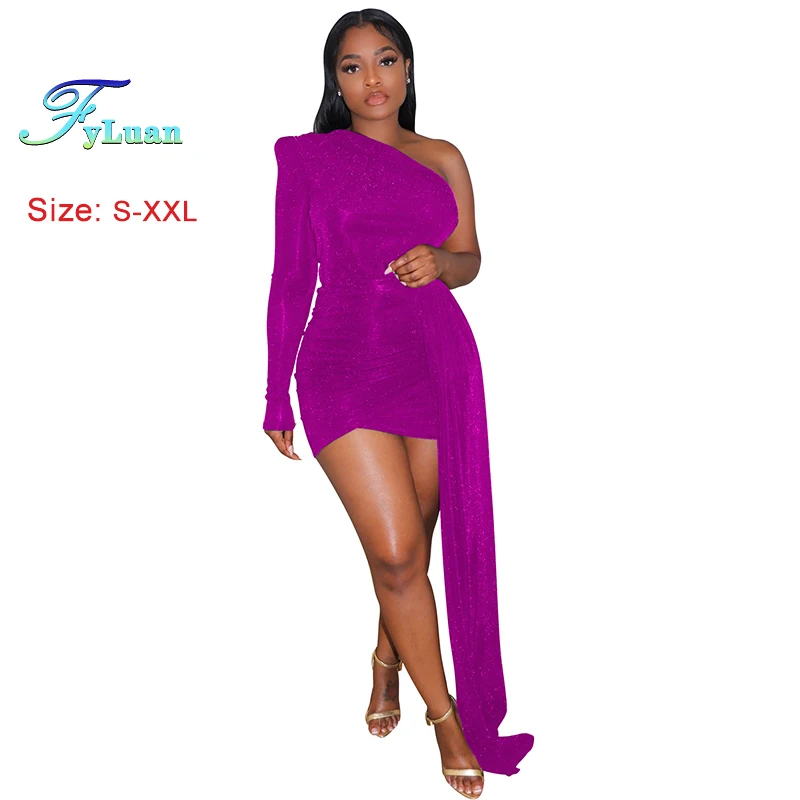 2025 แฟชั่นผู้หญิงชุดมินิไหล่เอียงหนึ่งแขน Silky เงาพื้นผิวกระชับหญิงชุดราตรีเสื้อผ้า
