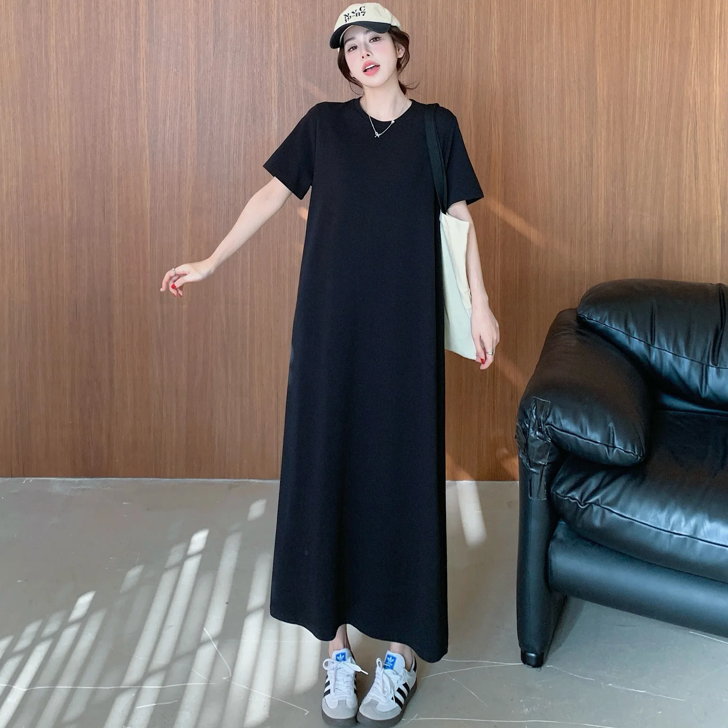 فستان صيفي فضفاض مقاس كبير برقبة دائرية تي شيرت فساتين طويلة رداء Elbise بأكمام قصيرة على الطراز الكوري فستان نسائي أسود سادة