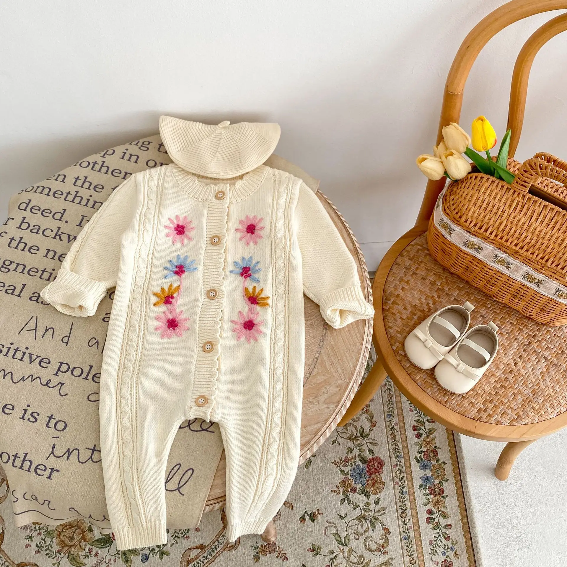 Spring And Autumn New Baby Clothing For Girls Handmade Embroidered Knitted Long Creeper Jumpsuit Fresh Creeper