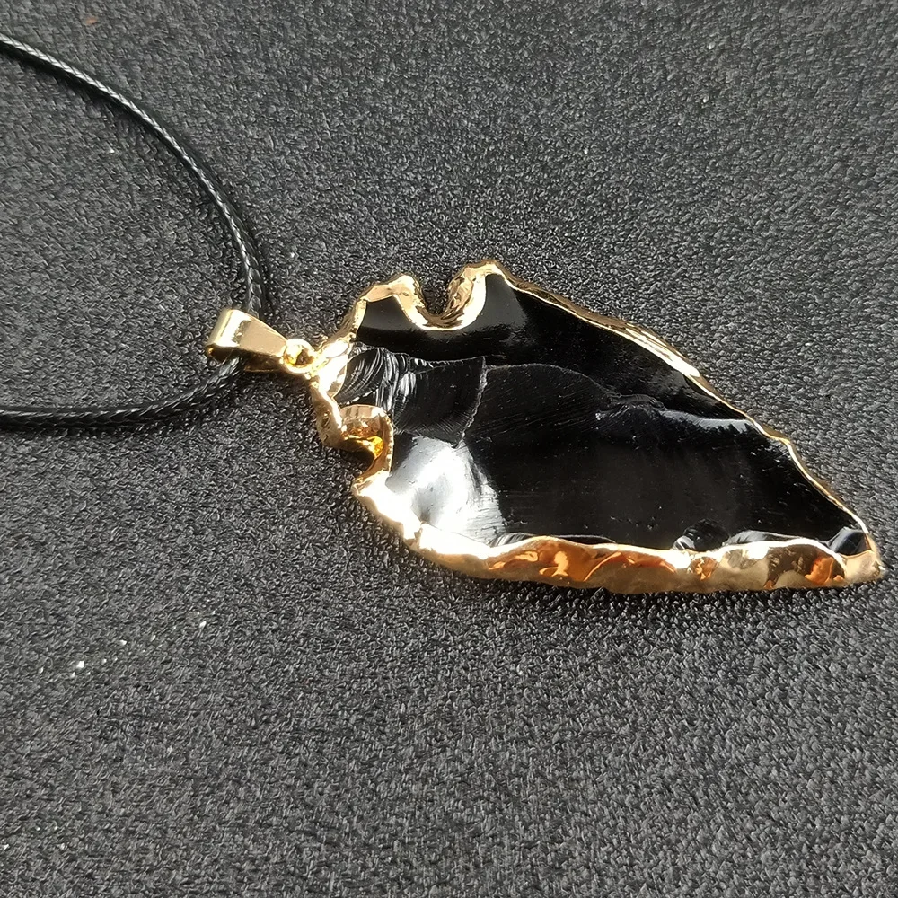 Natural Black Obsidian Arrow Shaped Crystals Pendant Golden Edge Plated Raw Crystal Healing Irregular Arrow Head Amulet Necklace