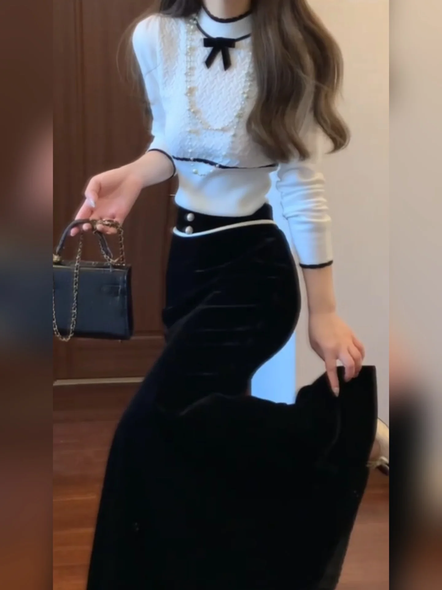 

Chic French Style Long Sleeve Knitted Sweater And Skirt Set Women Early Spring High Waist Wrap Body Half Length Two Piece Set