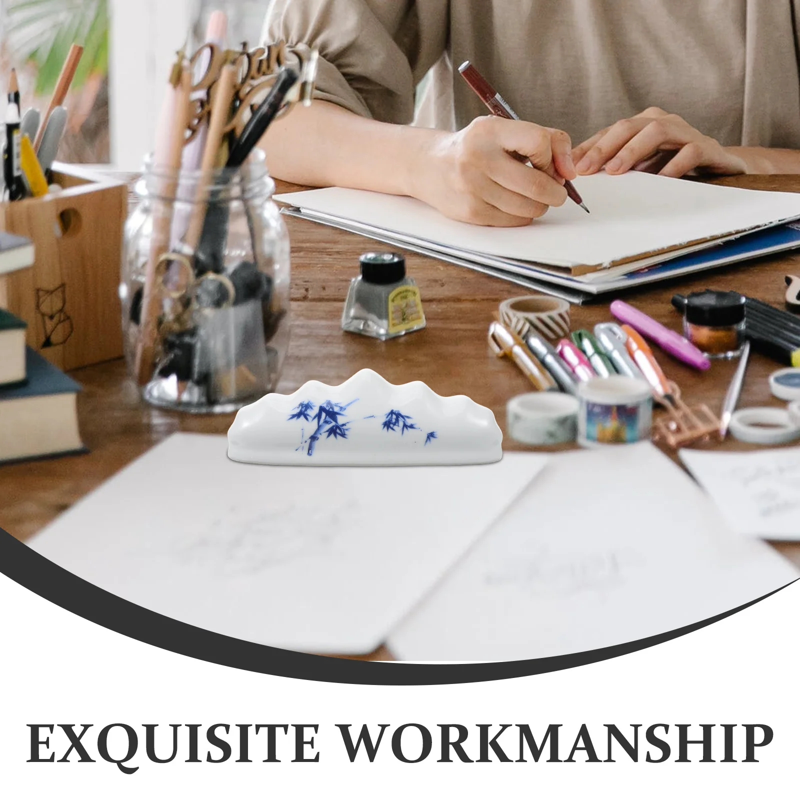 세련된 세라믹 붓 받침대 서예 용품을 위한 절묘한 장인정신 그림과 글쓰기에 널리 사용됨