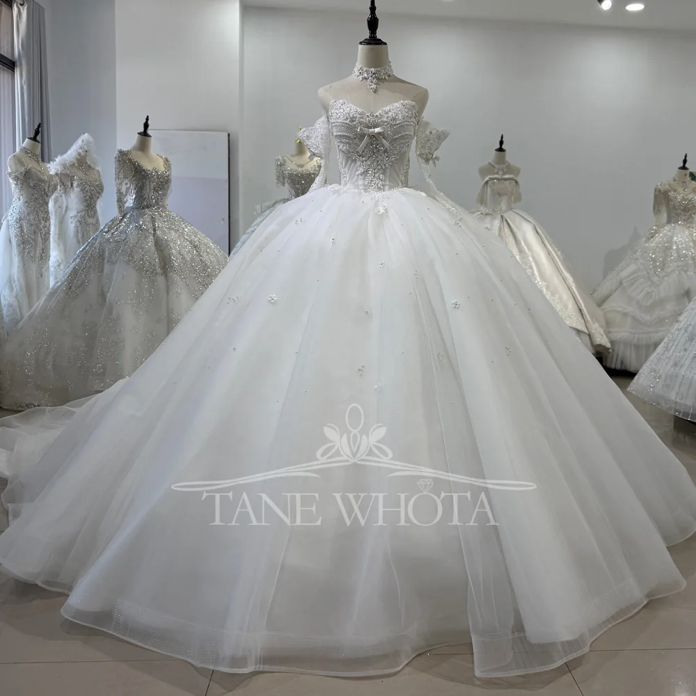 2026 Lace Wedding Dress Sweetheart Detachable Sleeve Lace Up Back Ball Gown Beading Crystal Customizable