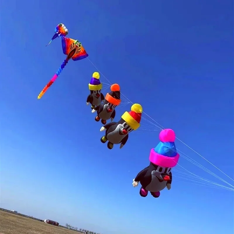 Gratis Verzending 300Cm Pinguïn Vliegers Nylon Zachte Vliegers Hanger Volwassenen Vliegers Lijn Opblaasbare Vliegers Toont Opblaasbare Spellen Paraglider