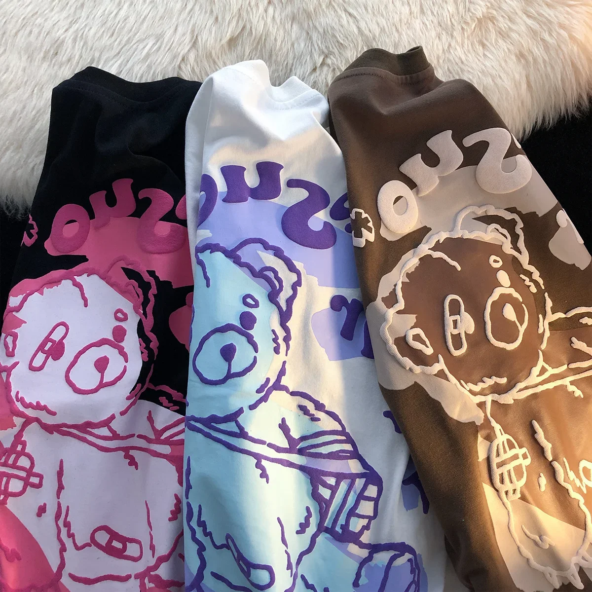 Camiseta con estampado de oso grande para mujer, camisa de manga corta Retro de estilo americano, con estampado de grafiti de dibujos animados, de