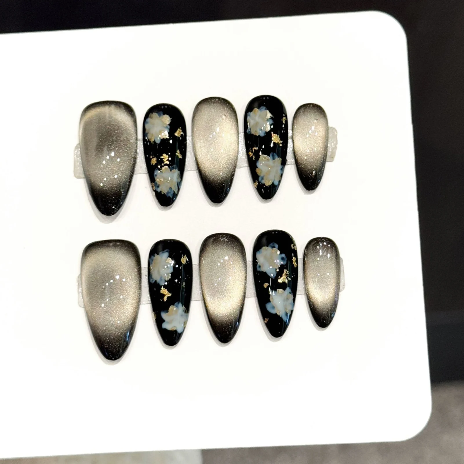 Black-Gold Cat-Eye False Nails 10pcs Handmade European Elegant Almond Press on Nails Full Cover Detachable Fake Nail Patches