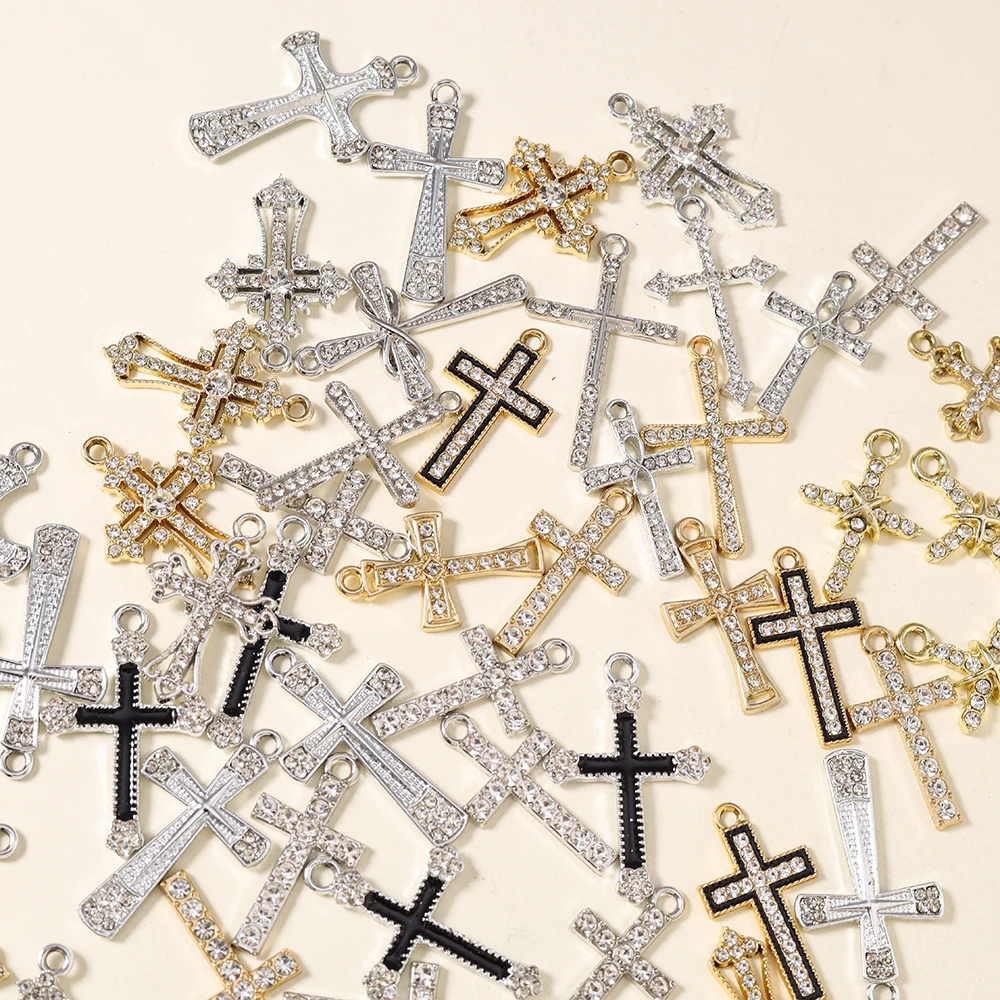 10 Stück Gemischte Luxus-Kreuzanhänger in Gold- und Silberfarben für Schmuckherstellung Kreuzanhänger Halskette Schlüsselanhänger DIY Schmuckzubehör