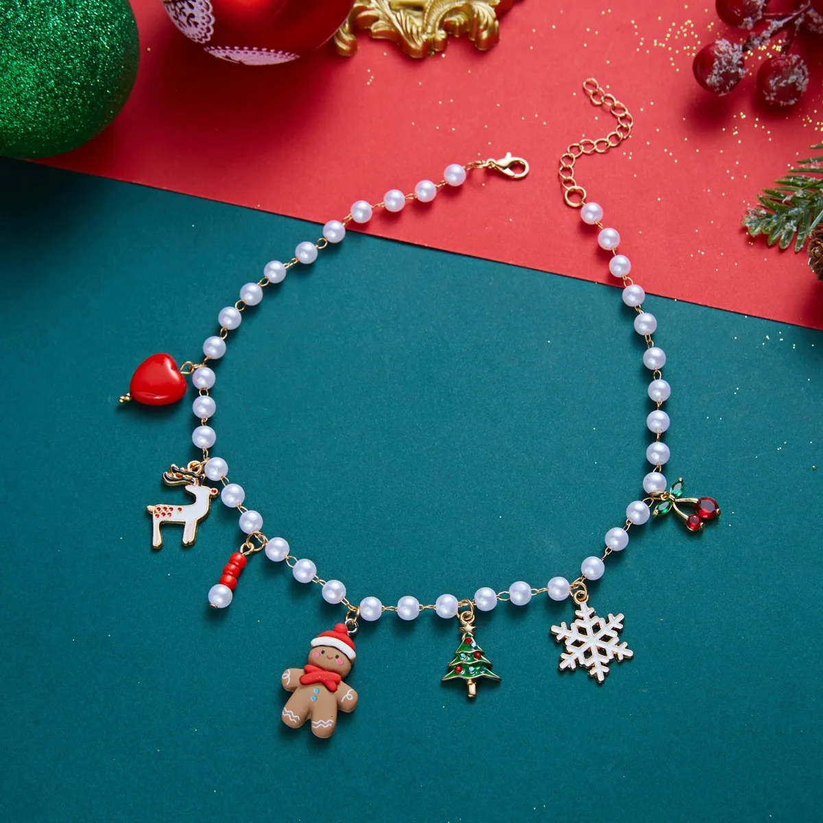 Weihnachts-Halskette mit Lebkuchenmann, Weihnachtsbaum, Hirsch, Schneeflocke, simulierten Perlen für Damen und Herren, Weihnachtsmann-Glocken, Choker, Party-Schmuck – Detail 20