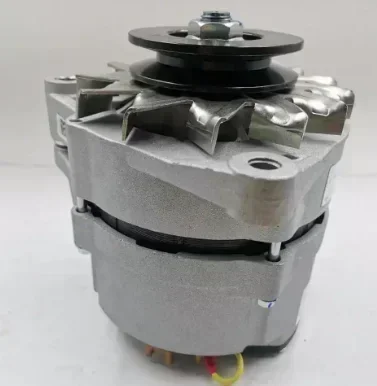 226B- 13024704 Generatore di alternatori per motore diesel Deutz weichai WP6 WP8 camion 14V 65A alternatore