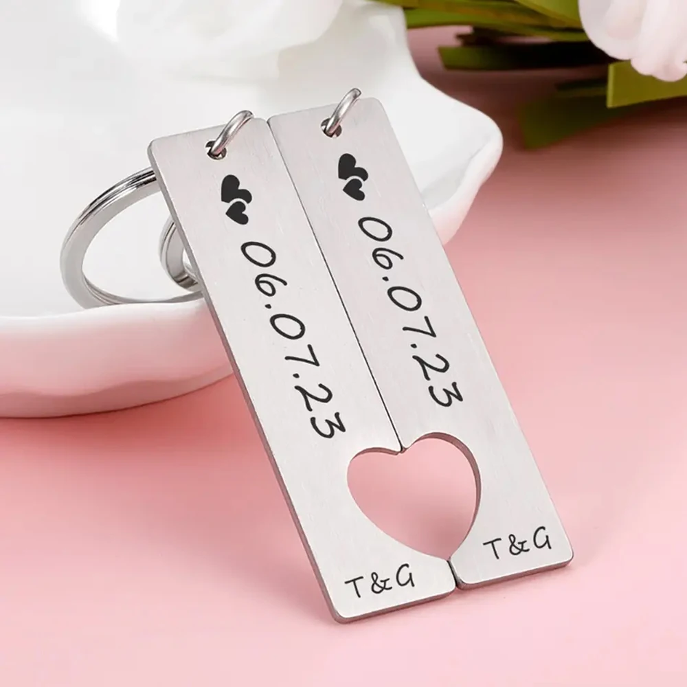COOLTIME Personalized Letter Keychain Stainless Steel Custom Paired Keychains Couple Jewelry Anniversary Birthday's Day Gift