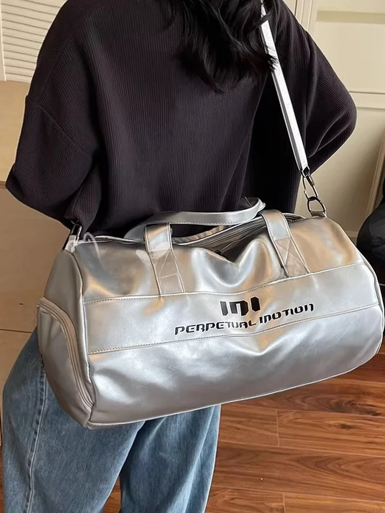 borsa-sportiva-impermeabile-per-fitness-e-viaggi-borsa-da-nuoto-leggera-di-grande-capacita-con-design-per-separazione-asciutto-bagnato