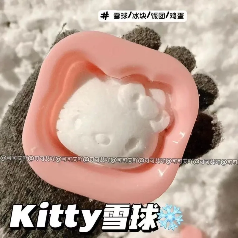 Nuovo Kawaii Hello Kitty Stampi per palle di neve 1pc Anime All'aperto Sabbia Palla di neve Giocattoli Multifunzionale Fai da te Palline di riso Cubi di ghiaccio Uova Stampo