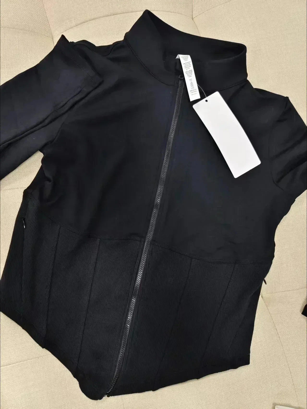 Спортивное пальто на молнии для йоги, женский облегающий топ с талией, воротником-стойкой и открытой талией, куртка для бега для фитнеса на открытом воздухе