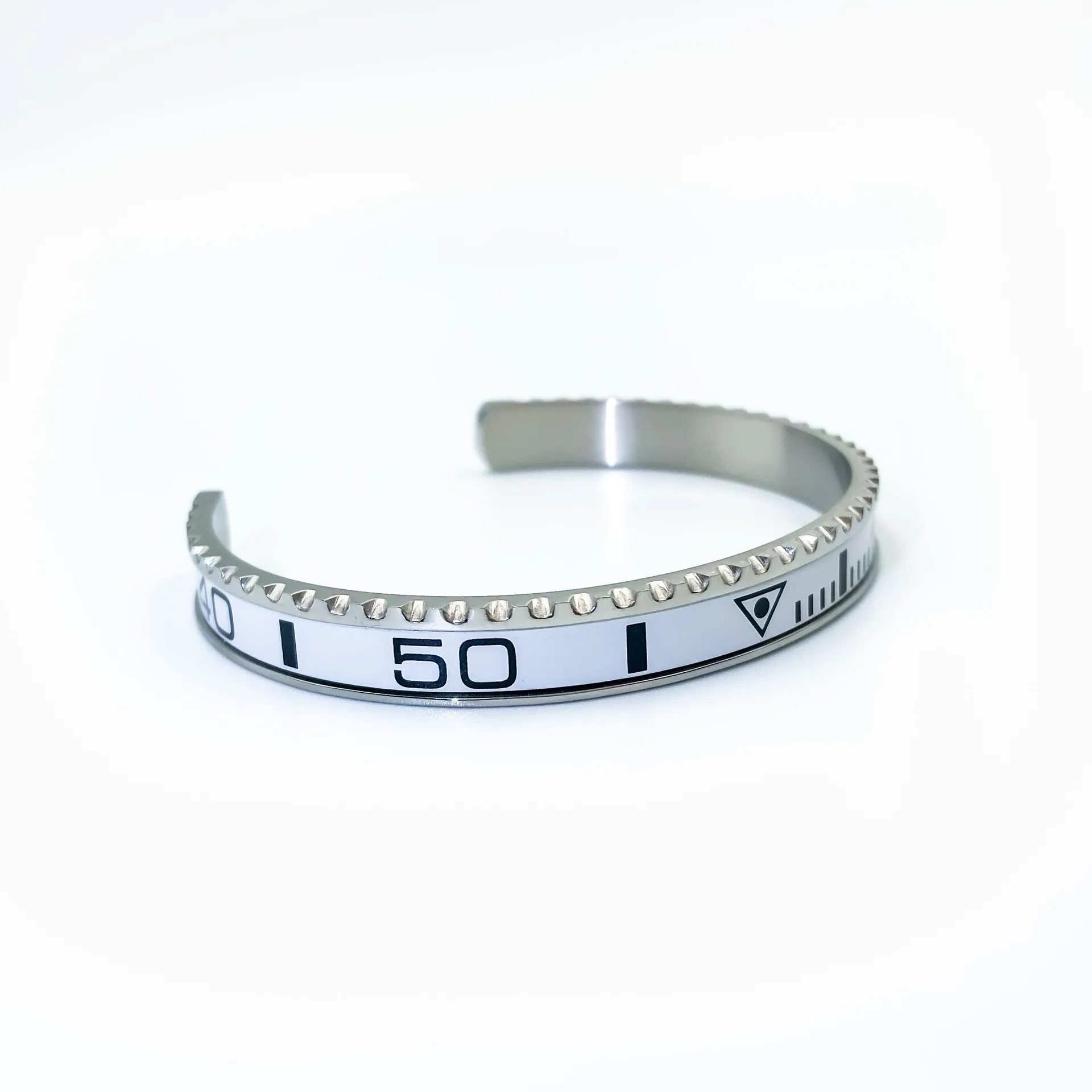 Neue Edelstahl Persönlichkeit Mode Herren- und Damenarmbänder Digitalanzeige Wassergeist Damen- und Herrenarmband Schmuck