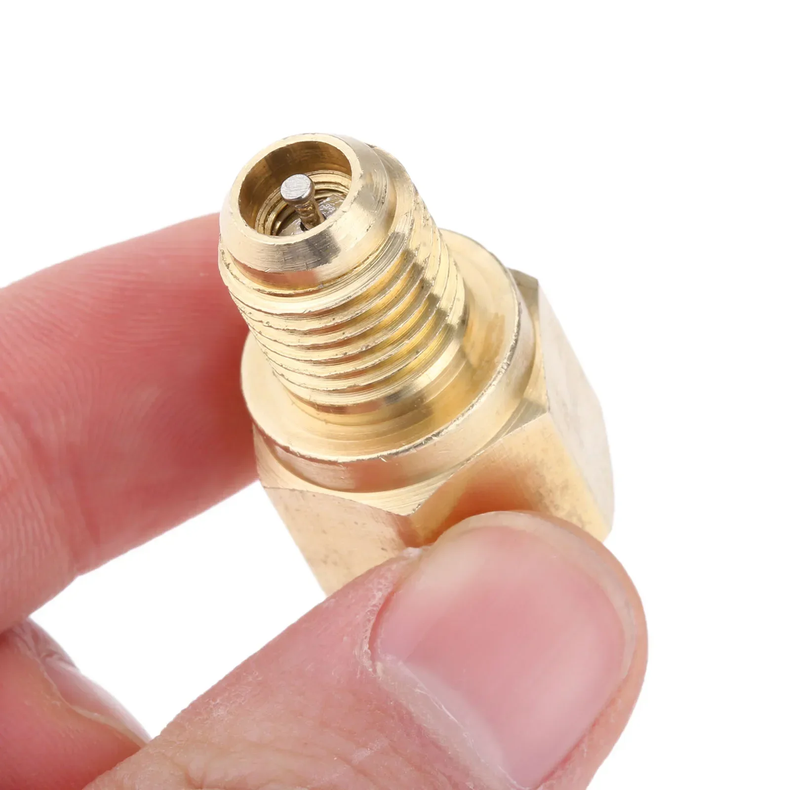 1Pc R134A Refrigerant Tank/Vacuum Pump Adapter To R12 AC Fitting Adapter W/ Valve Cores 1/2\