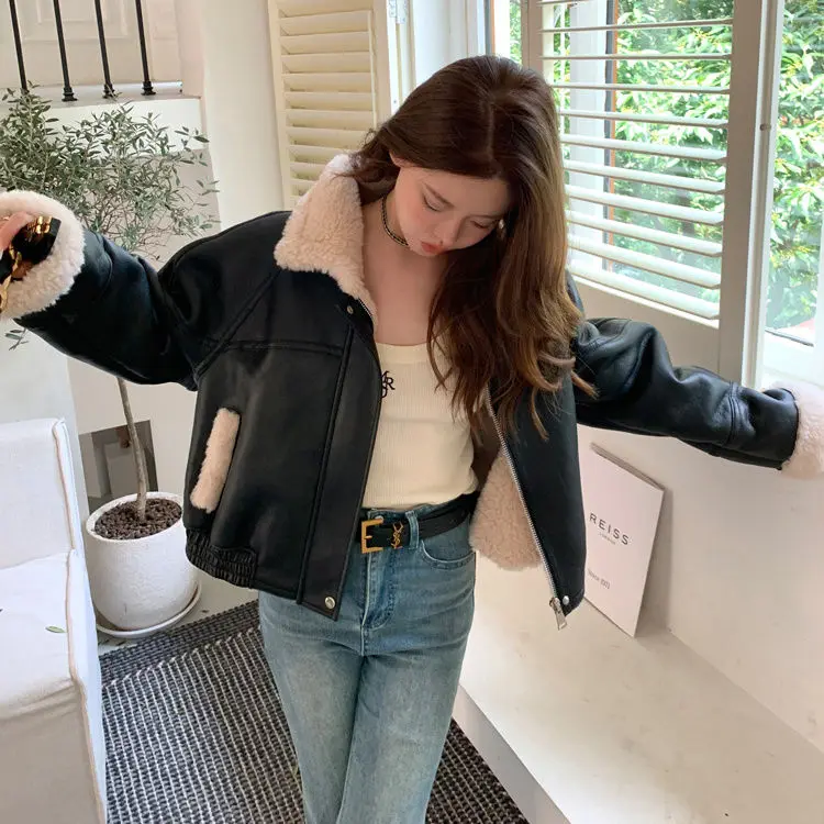 2025년 가을/겨울 미국산 양털 퍼 재킷 숏 코트 퍼 여성용 스윗 쿨 오토바이 의류 면 패딩 의류
