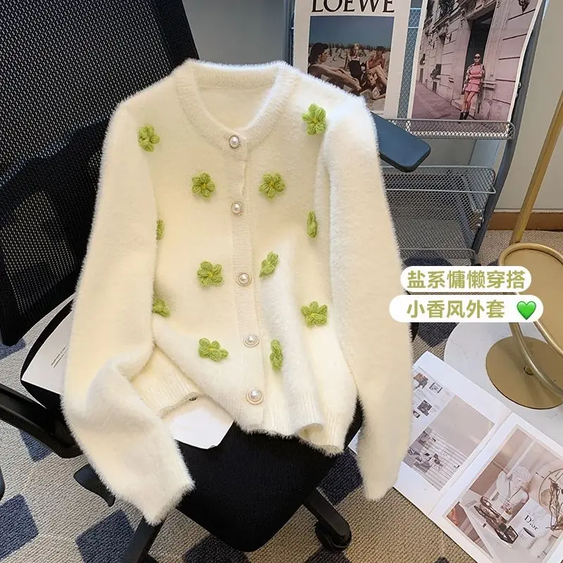 2025 Otoño Invierno nuevo cárdigan de punto para mujer abrigo de visón sintético bordado suave prendas de vestir de lujo dulces