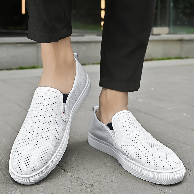 2023 Autumn Winter New Classic British Street Style Daily Dress Loafers For Men\'s Black White Solid Slip-On Hombre Casual Shoes