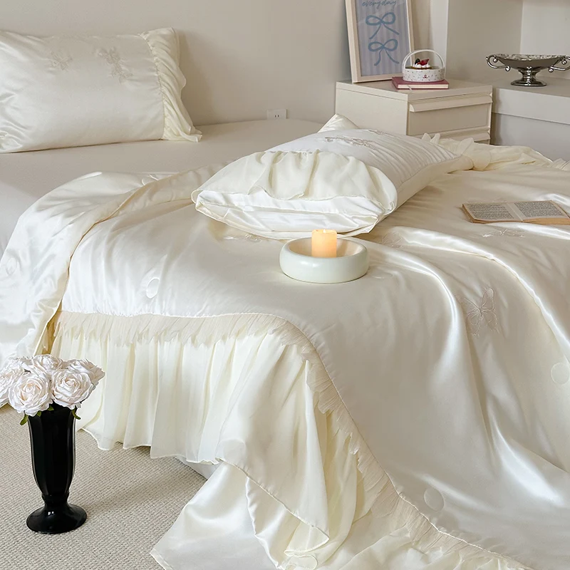 

Queen Size Silky Quilt Summer Thin Comforter Embroidered Duvet Blanket Skin-friendly Bedspread edredones (Pillowcase Need Order)