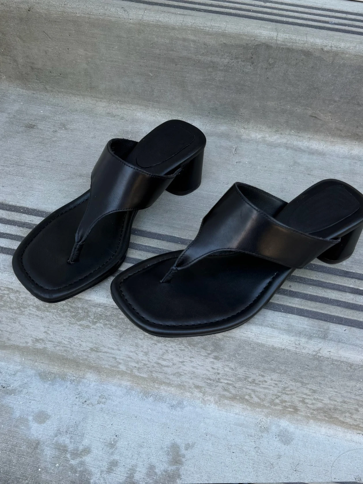high-end-minimalist-6cm-thick-heel-t-strap-square-head-women's-summer-outdoor-wear-toe-post-sandals-comfortable-rubber-sole