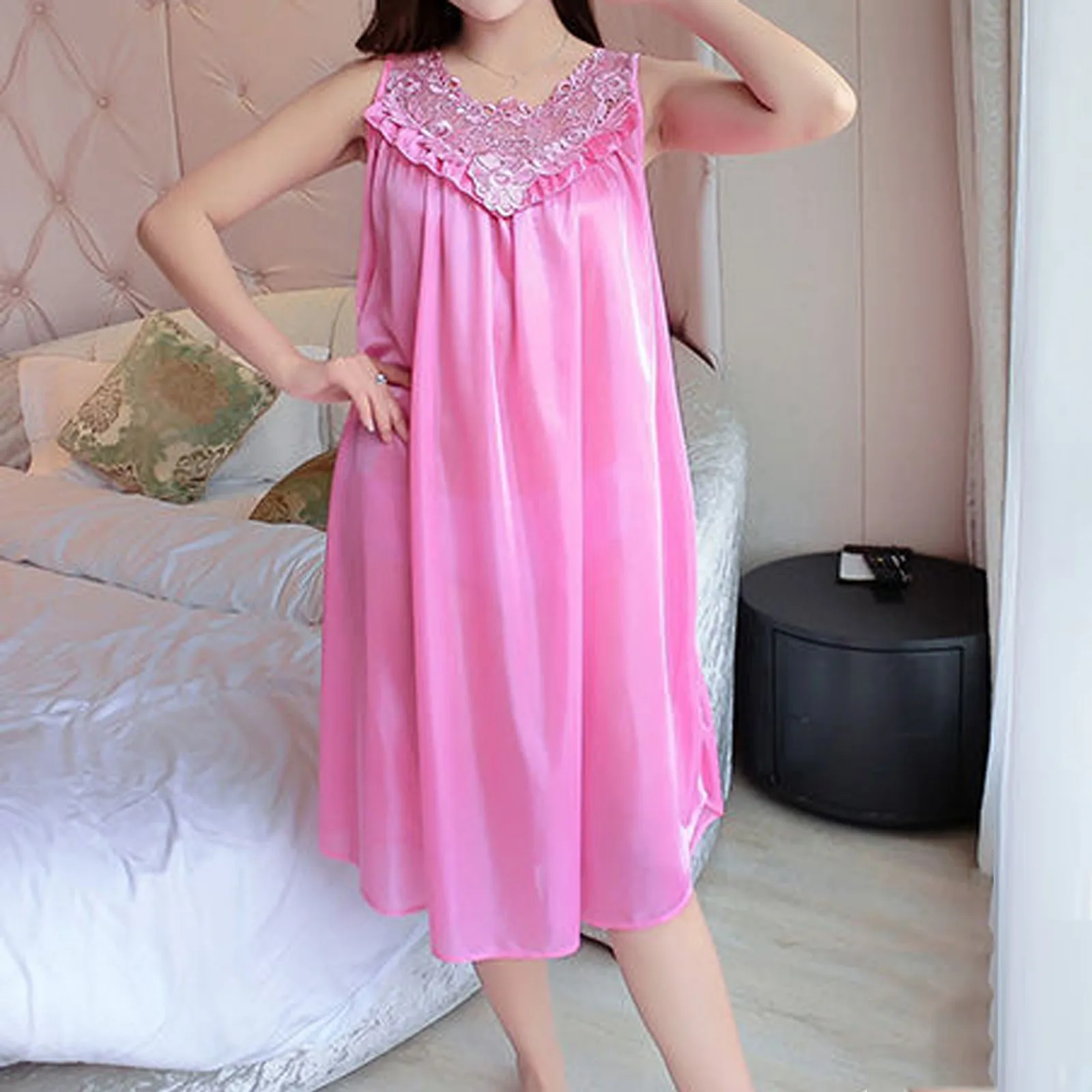 Women Nightgowns Satin Lace Sleepwear Nightwear Sexy Pyjama Women Home Clothing Sleepwear Female Free Size Lingerie Gown Robe