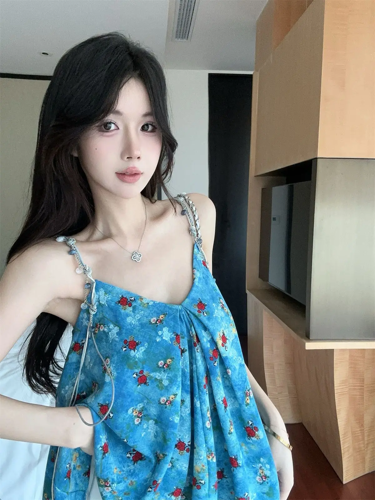 

Women Tropical Print Bandeau Summer Sexy Criss Cross Back Cami Top Beach Party Outfit Clubwear Boho Chic Vacation Outfit