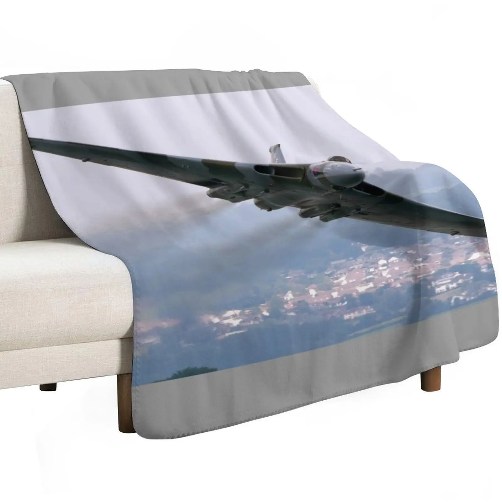Avro Vulcan - Dawlish Air Show 2015 Throw Blanket for sofa Bed Fashionable sofa bed Decorative Sofa Luxury Throw Sofas Blankets